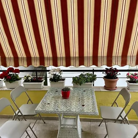Cozy Near The Sea! Апартаменты *
